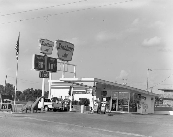 Sinclair Gas Station, Oklahoma City, OK